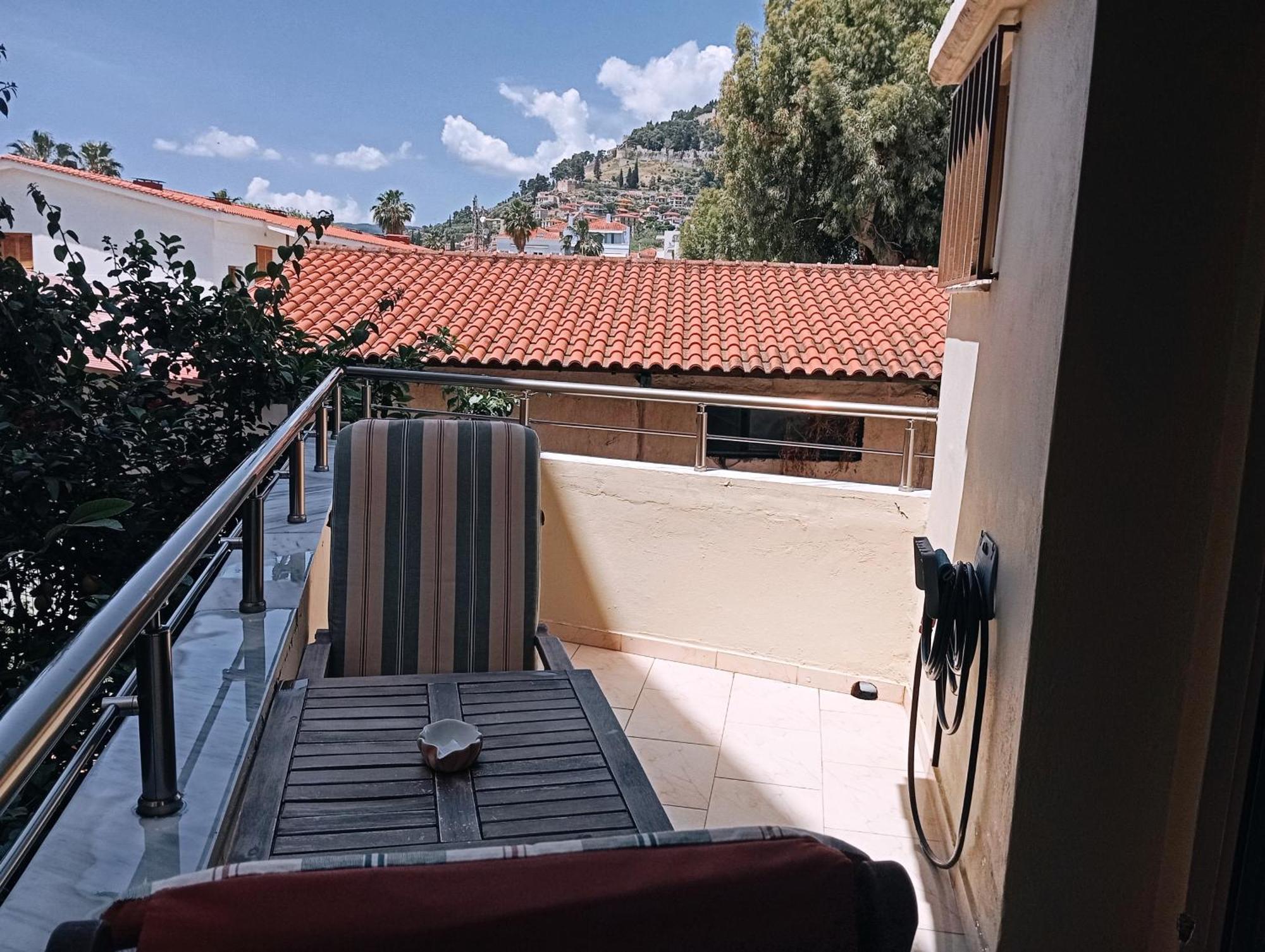 Apartament Zeta ' S House Nafpaktos Zewnętrze zdjęcie